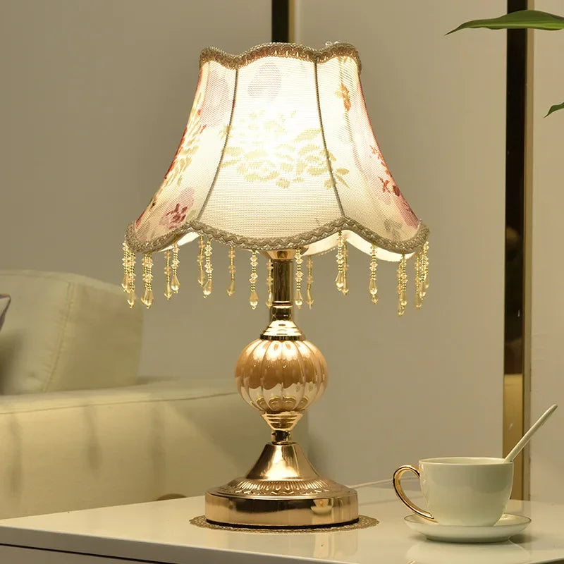 Gold Table Lamp – European Style Bedside Lamp with Fabric Shade, Retro Nightstand Lamp in Gold or White Base for Bedroom, Living Room & Guest Room